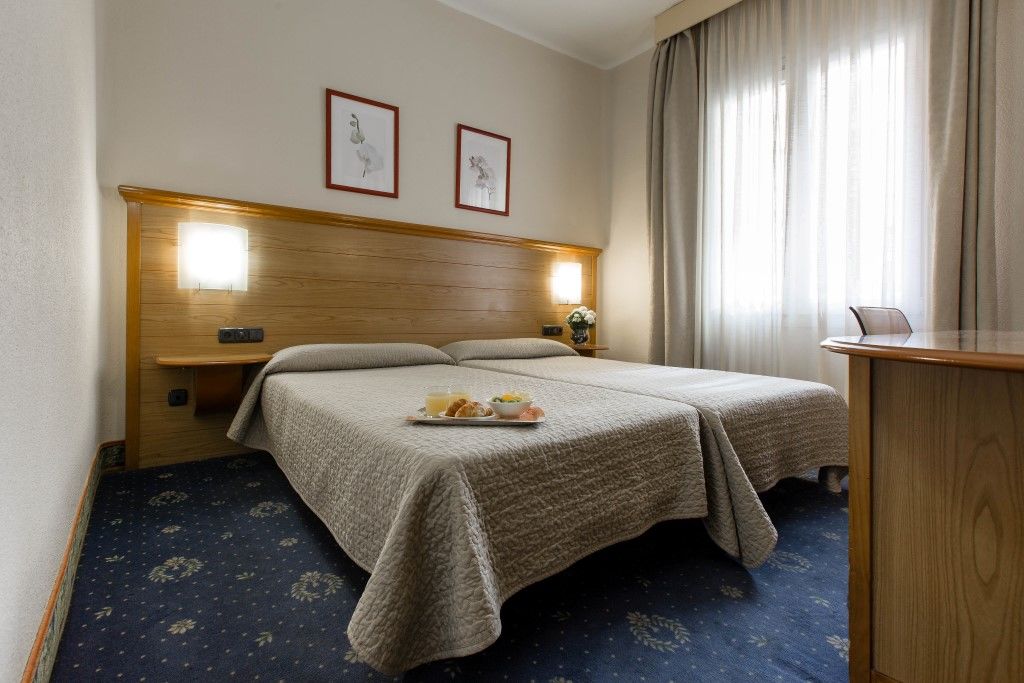 Negresco Gran Via Hotel Madrid Luaran gambar